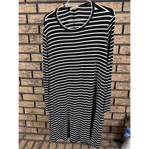 Piko Long Sleeve Tiny Stripe Swing Dress - Heather/Black size‎ medium